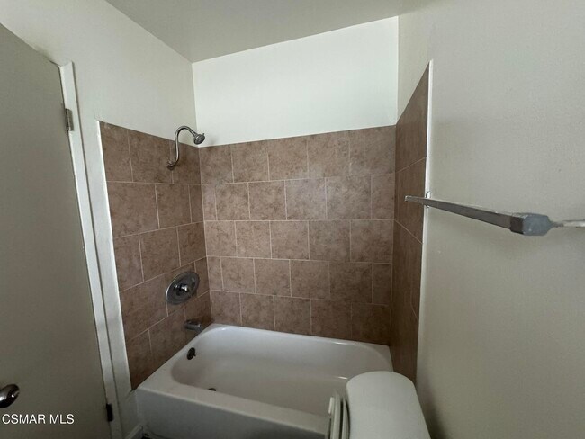 Building Photo - 13507 Victory Blvd