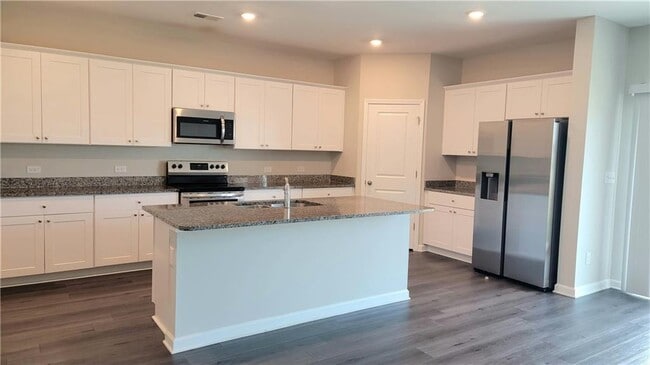 Building Photo - 17 Wynn Wy