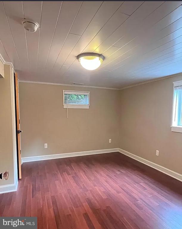 Building Photo - 10512 Norman Ave