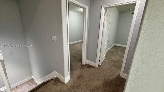 Building Photo - 14962 SW 9th Terrace