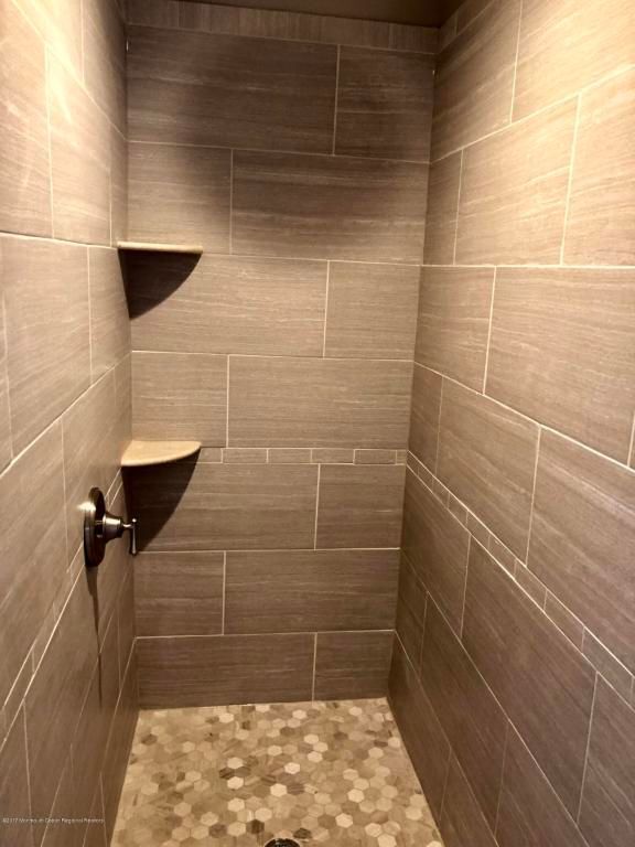 Rain Shower Upstairs Full Bathroom - 74 Peters Pl