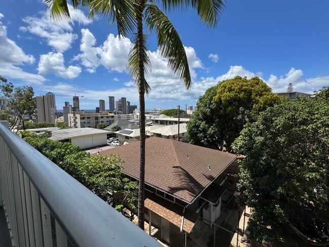 Building Photo - One bed, one bath, one assigned parking at Westview Plaza