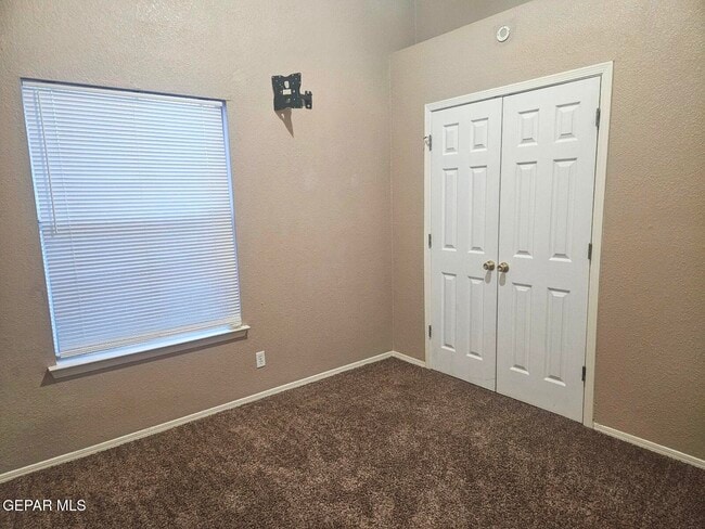 Building Photo - 1329 Desierto Rosa Pl