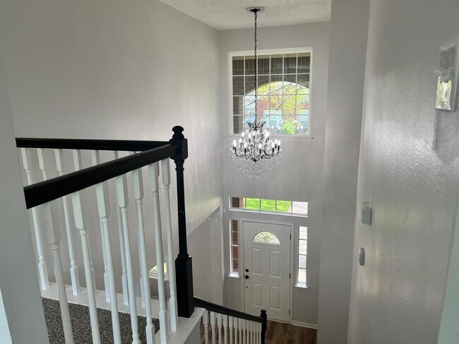 Building Photo - 14111 Torrey Vista Dr