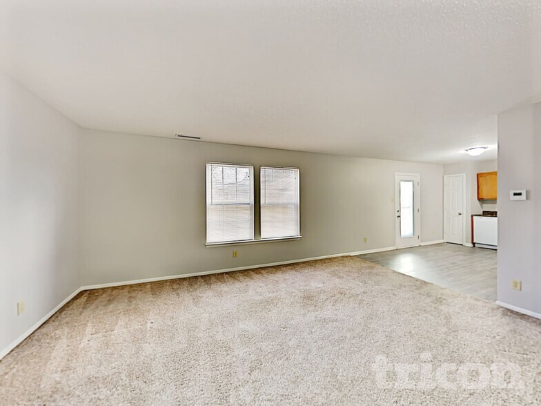 Building Photo - 14674 Fawn Hollow Ln