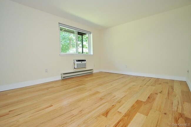 Building Photo - 407 Woodland Hills Rd