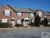 Building Photo - 460 Barnett Shoals Rd