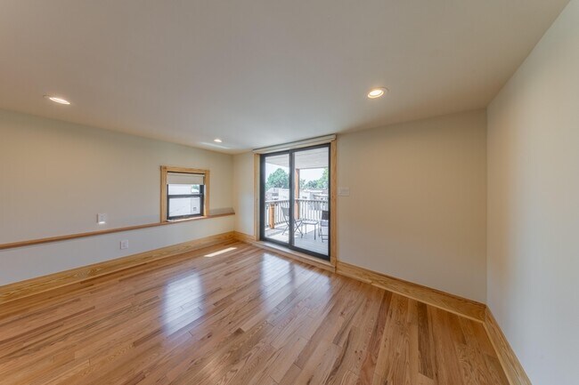 Building Photo - 3233A Morgan Ford Rd