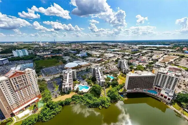 Building Photo - 6165 Carrier Dr