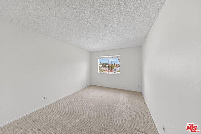 Building Photo - 1118 Valencia St