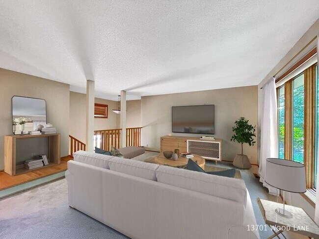 Building Photo - 13701 Wood Ln