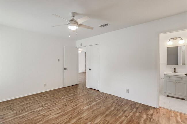 Building Photo - 6804 Kenosha Pass