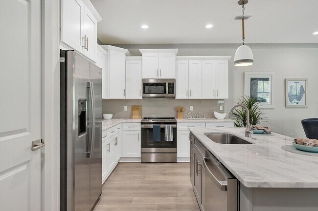 Building Photo - 35 Golden Bell Ct