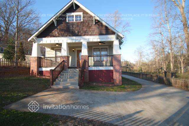 Building Photo - 2170 Memorial Dr SE