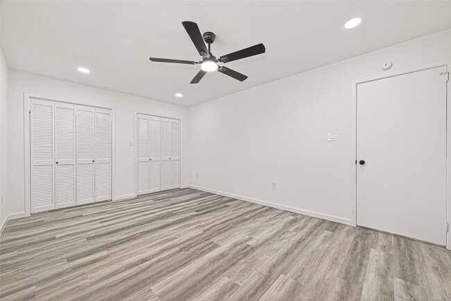 Building Photo - 11434 Loyola Dr