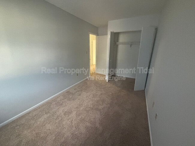 Building Photo - 12714 Woodside Ln
