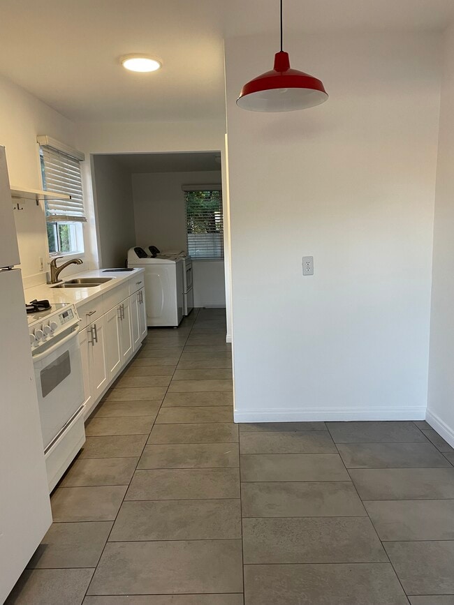 kitchen - 12861 Panama St