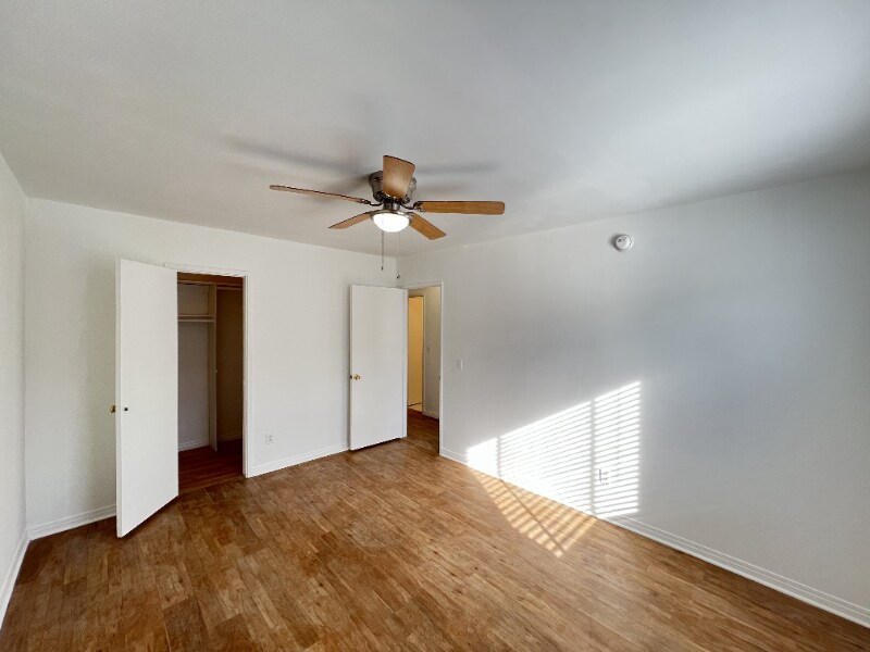 Building Photo - 14650 Saticoy St