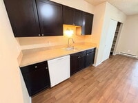 Building Photo - 17890 SW Alexander St