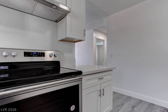 Building Photo - 921 Snug Harbor St