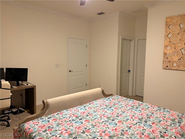 Building Photo - 14286 Mindello Dr