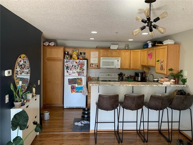 Building Photo - 4770 Underwood Ln N