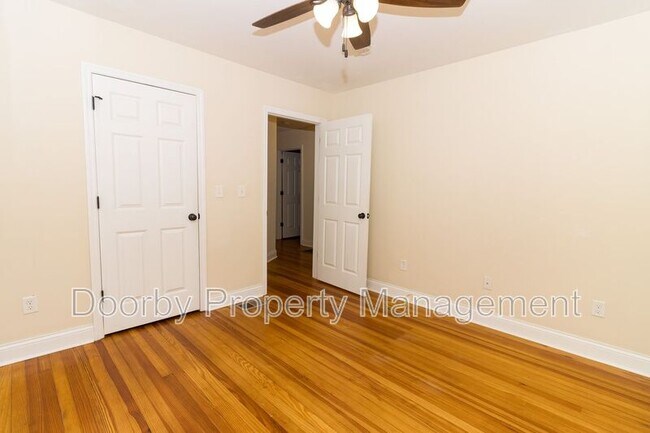 Building Photo - 1123 John Ross Rd