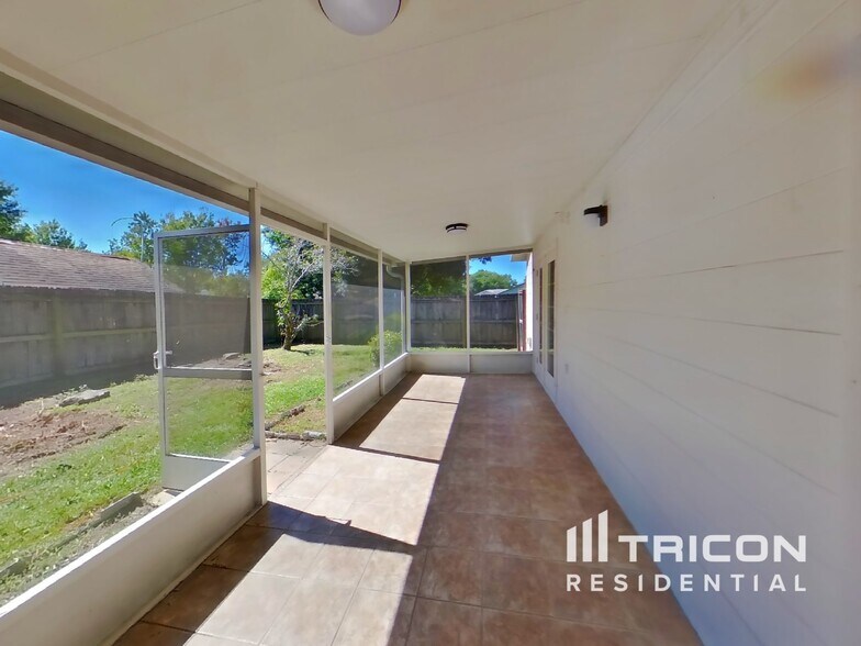 Building Photo - 2715 Wilder Park Dr