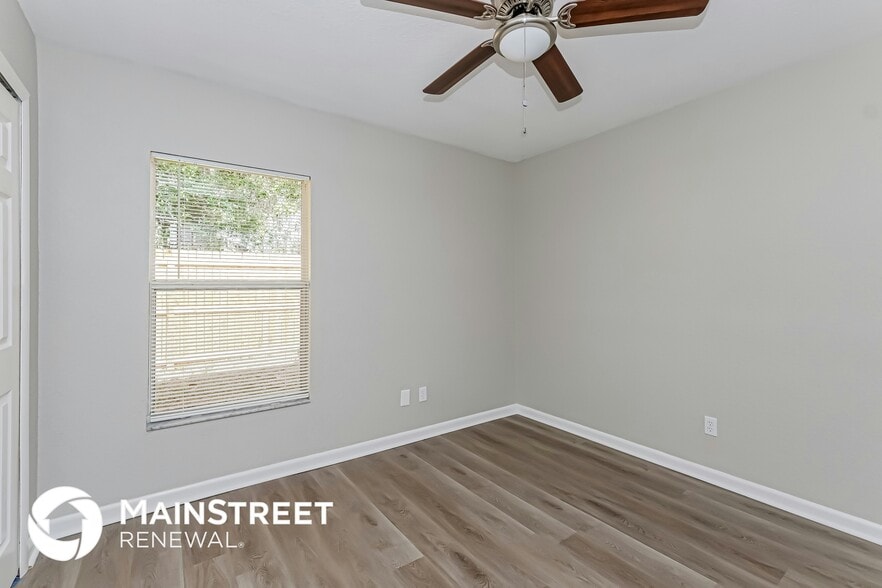 Building Photo - 1362 15th St S