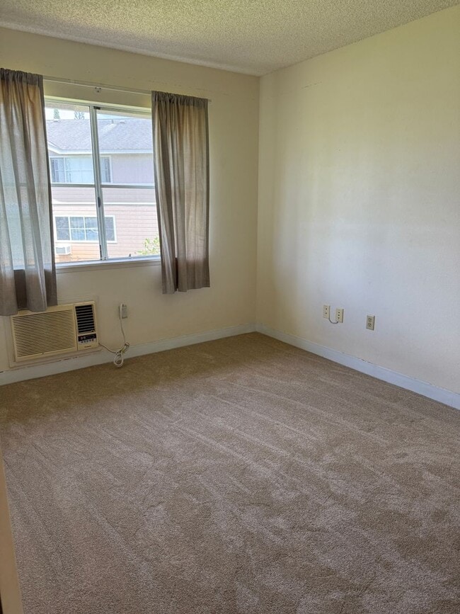 Building Photo - 95-1023 Kaapeha St #54