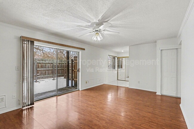 Building Photo - 728 Garland Cir