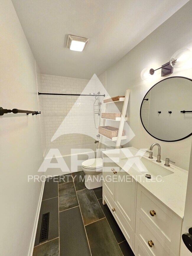 Building Photo - Renovated & Stunning - Single level Brick ...