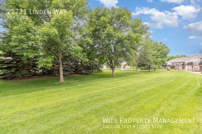 Building Photo - 21731 Linden Way