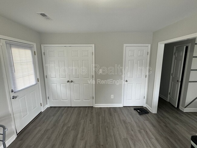 Building Photo - 2414 Heath Ln