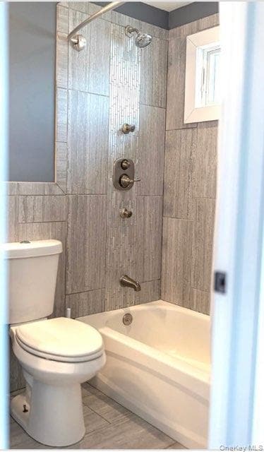 Building Photo - 36 W Saltaire Rd