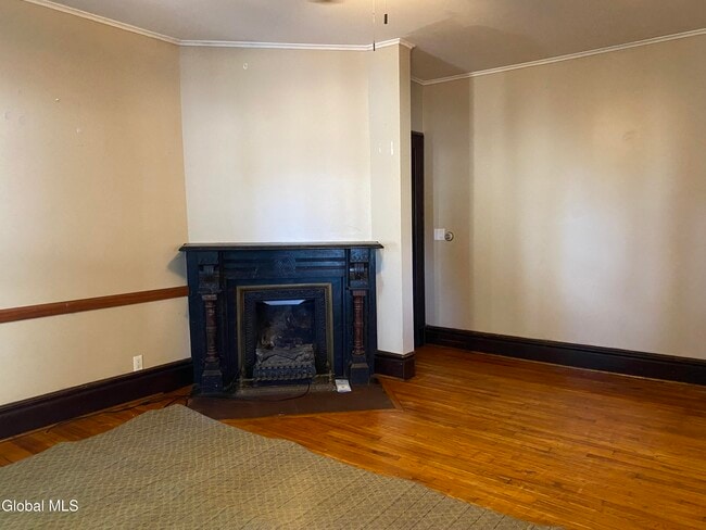 Building Photo - 44 Webster St
