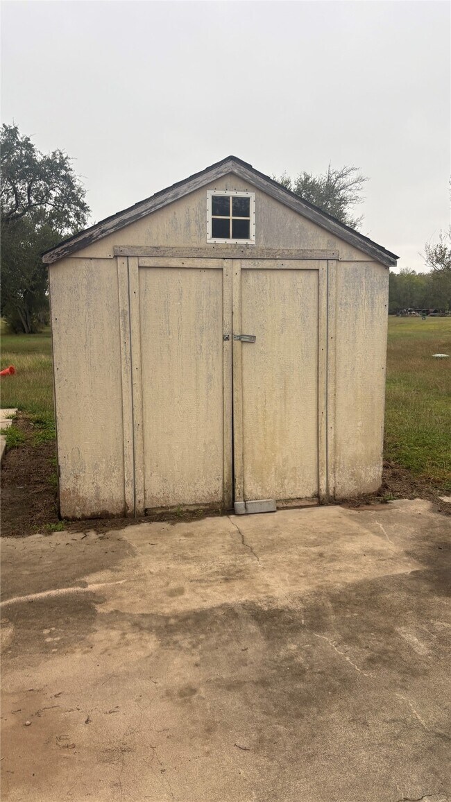 Building Photo - 2433 Duncan Dr