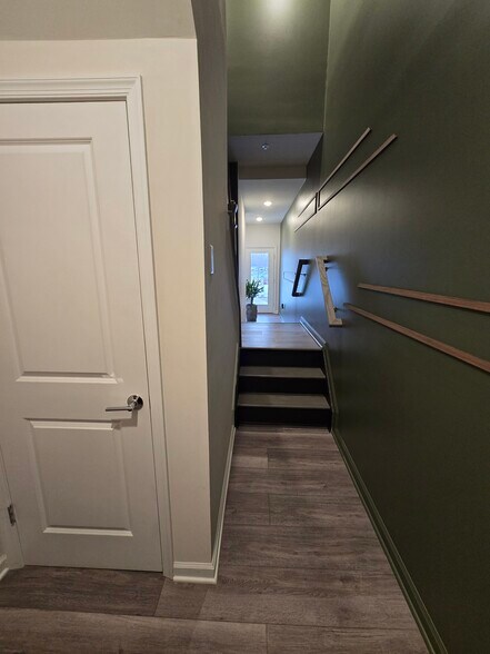 Building Photo - 1 Sadie Cir