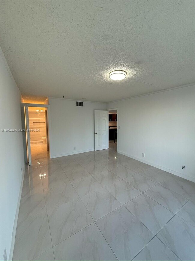 Building Photo - 7051 Environ Blvd
