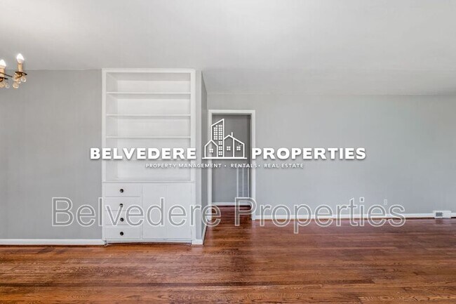 Building Photo - 504 Rosebriar Ct