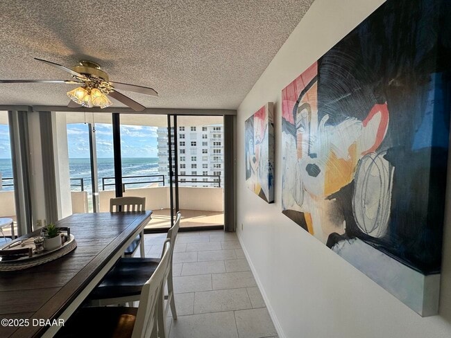 Building Photo - 2828 N Atlantic Ave