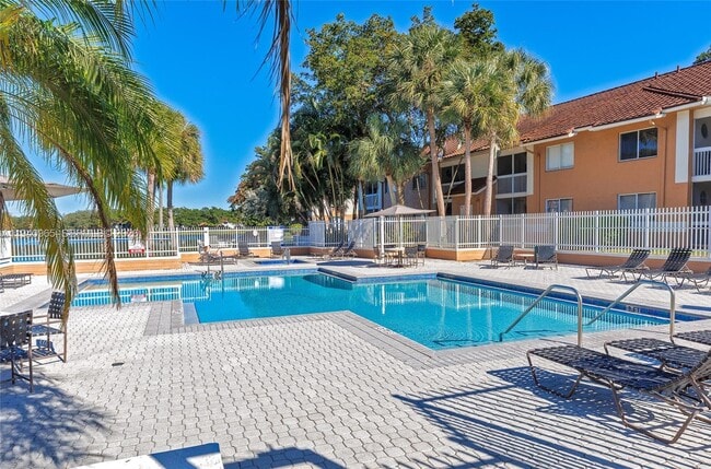 Building Photo - 801 NW 91st Terrace