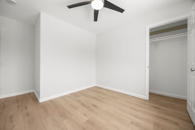 Building Photo - AVAILABLE NOW...BRAND NEW 3 BEDROOM 2 BATH