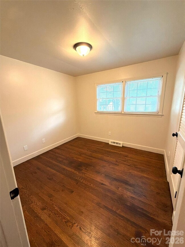 Building Photo - 4410 Brooktree Dr