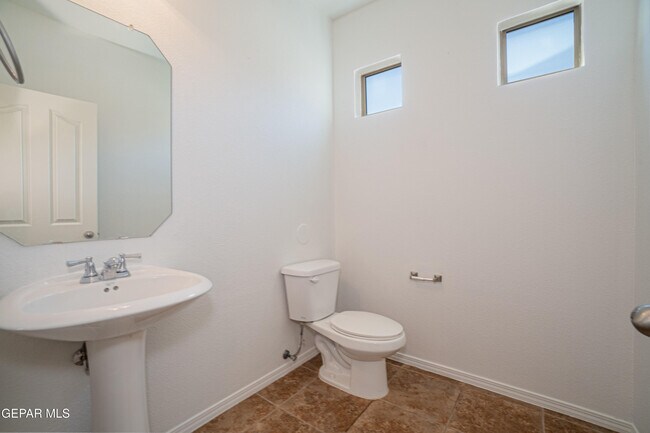 Building Photo - 7668 Mundy Creek Dr