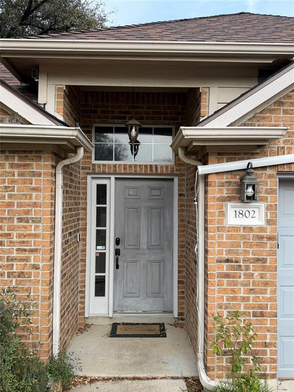 Building Photo - 1802 Shooting Star Cove