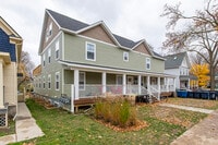 Building Photo - 912-914 Mary St