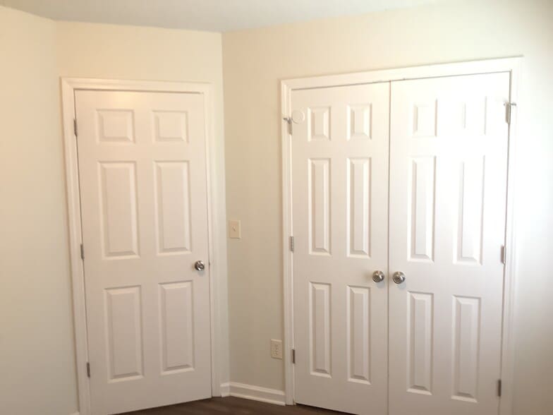 Building Photo - 2106 Forest Edge Dr