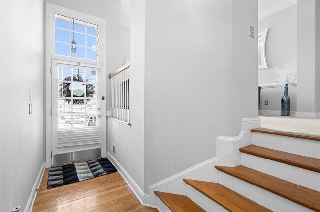 Building Photo - 1286 Creekside Terrace SE