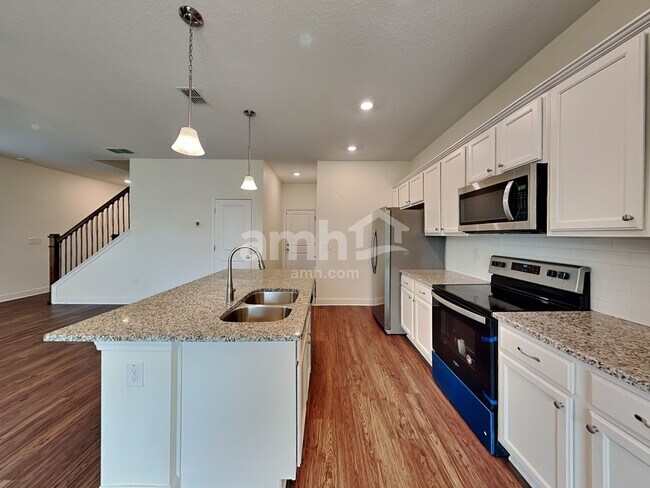 Building Photo - 4647 Reisswood Loop